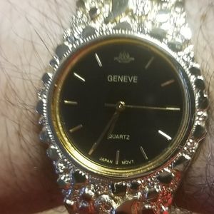 14kt solid gold geneve size 7.5 -8" unisex watch